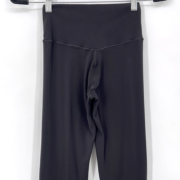 OFFLINE Real Me Flare High Rise Leggings Black Size Medium - Picture 6 of 9